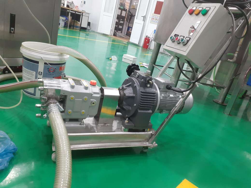 kinh-nghiem-thuc-te-khi-lua-chọn-may-bom-lobe-bom-chat-dac-2