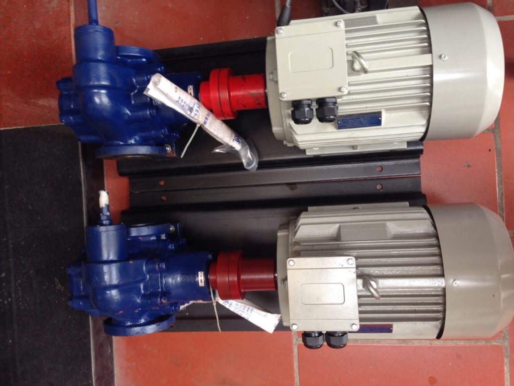 quy-trinh-van-hanh-may-bom-banh-rang-với-dong-co-no-diesel-28-12-14