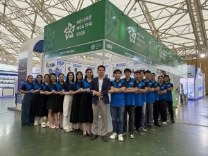 vimex-cam-on-khach-hang-ghe-tham-gian-hang-hoi-cho-mua-thu-2025-11-1024x768